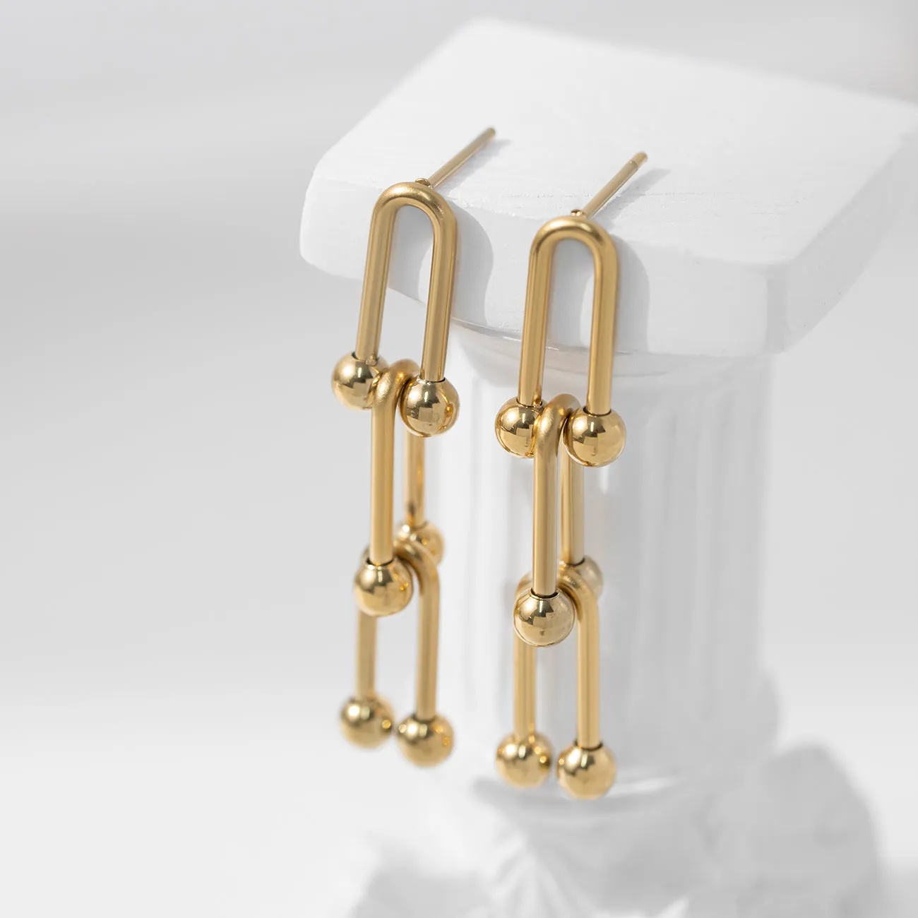 Urban U-link Drop Earrings - Gold