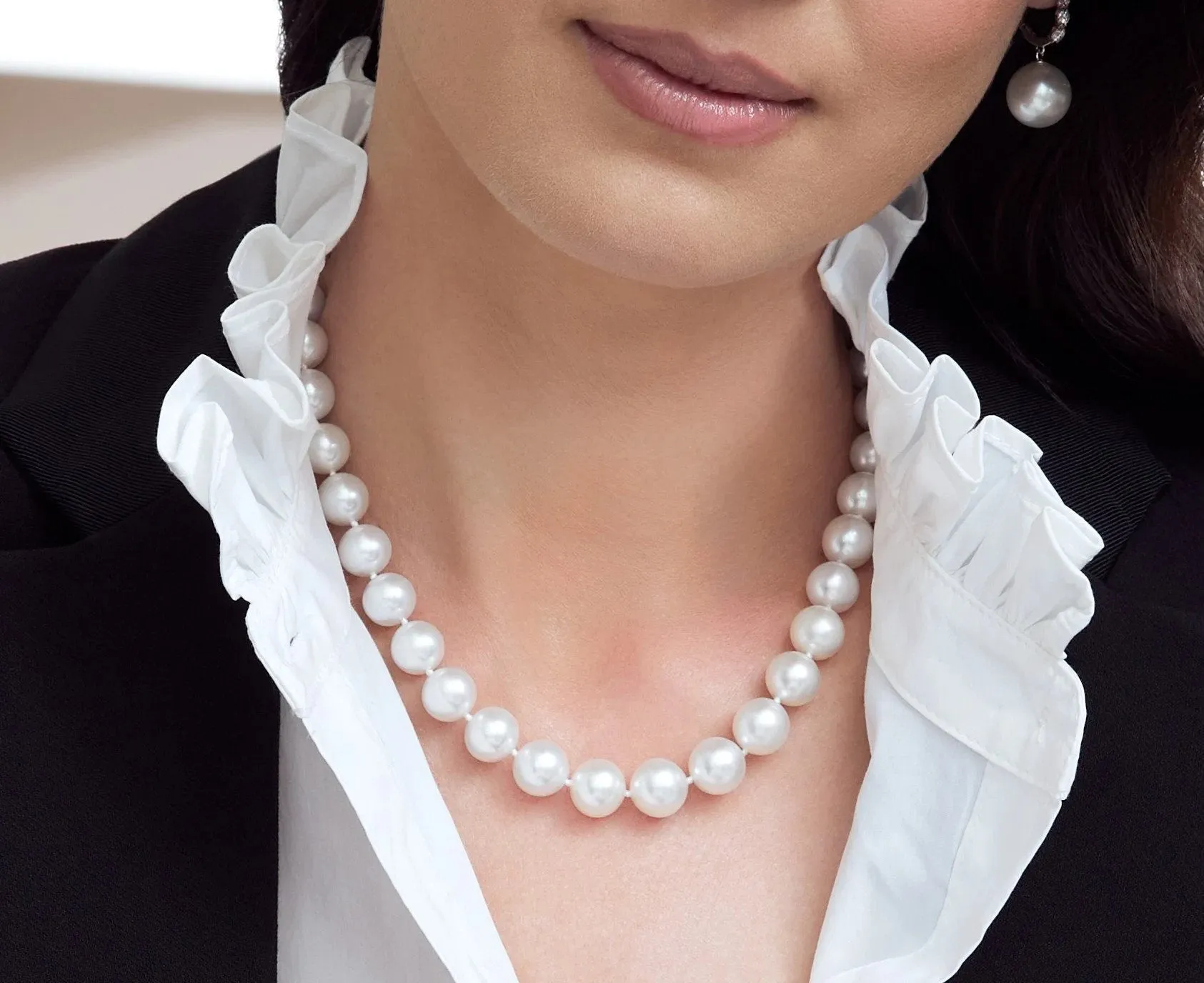 White South Sea Pearl Necklace, 13.0-16.0mm - AAAA Quality